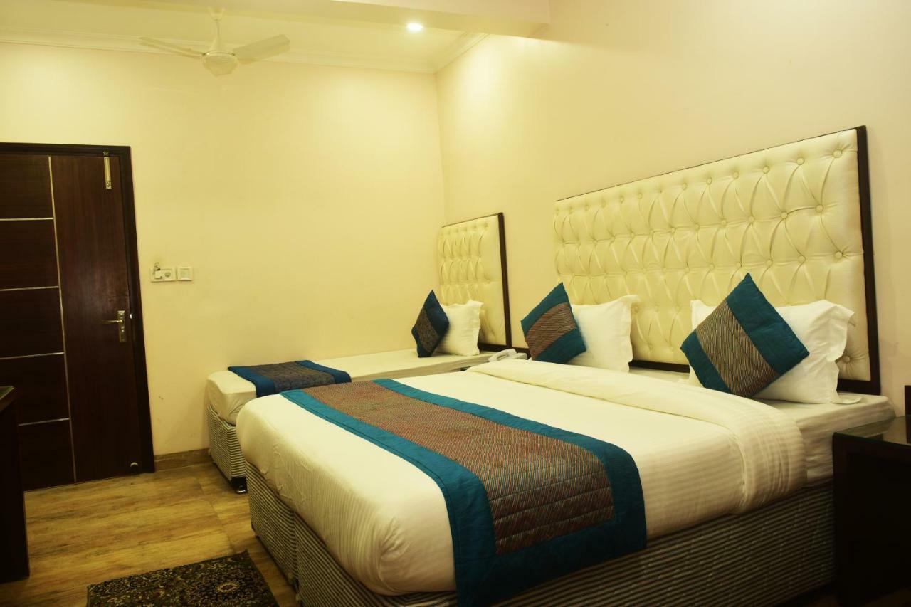 Hotel Kabeer New Delhi @ New Delhi Railway Station Екстер'єр фото
