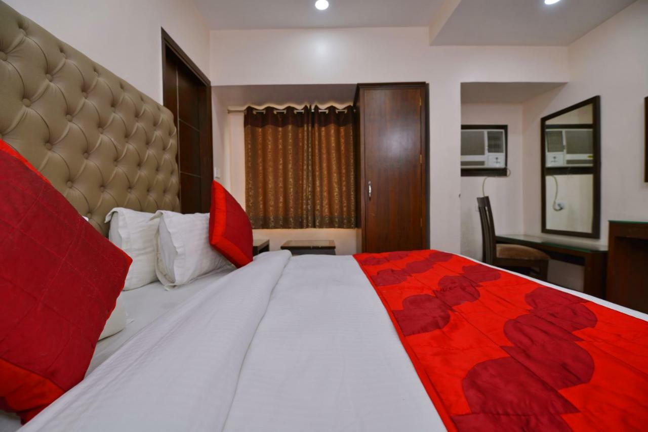Hotel Kabeer New Delhi @ New Delhi Railway Station Екстер'єр фото