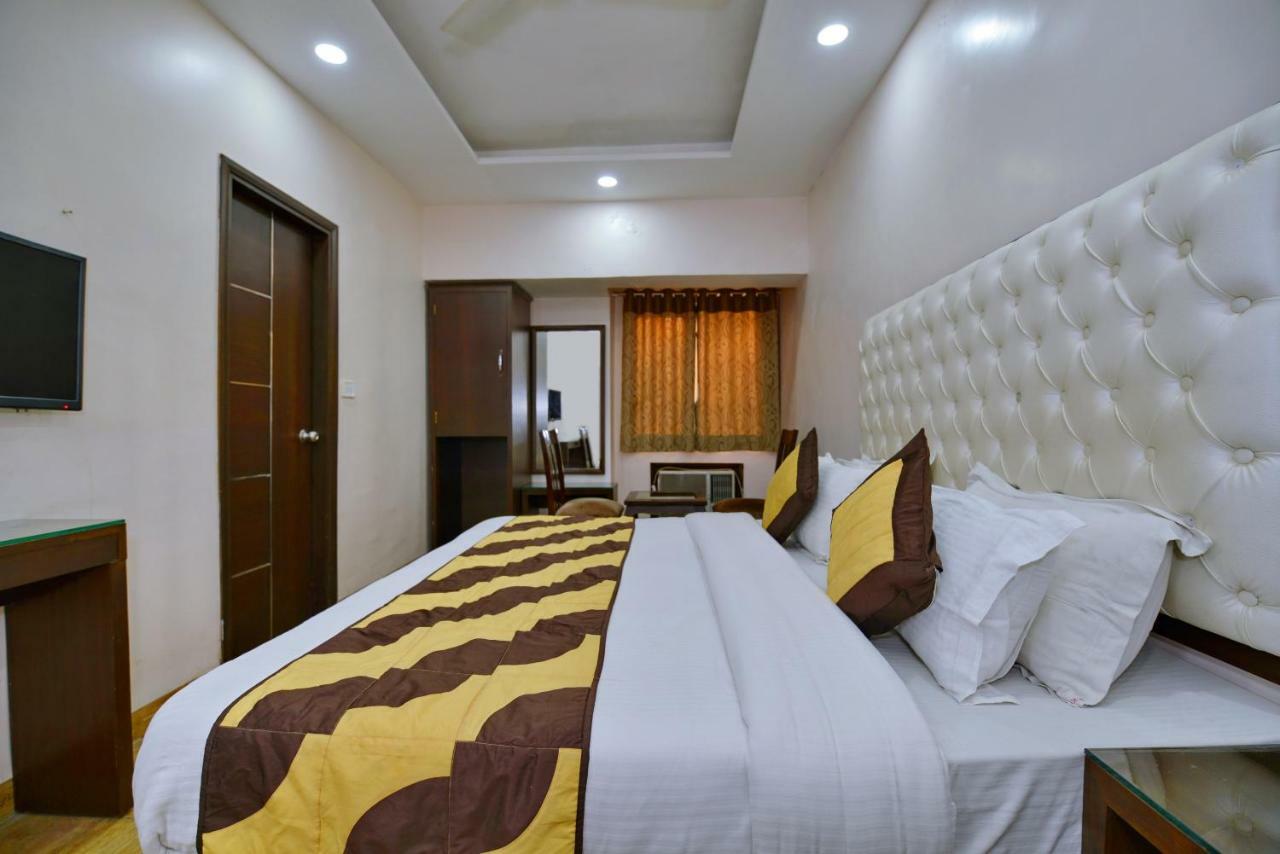 Hotel Kabeer New Delhi @ New Delhi Railway Station Екстер'єр фото