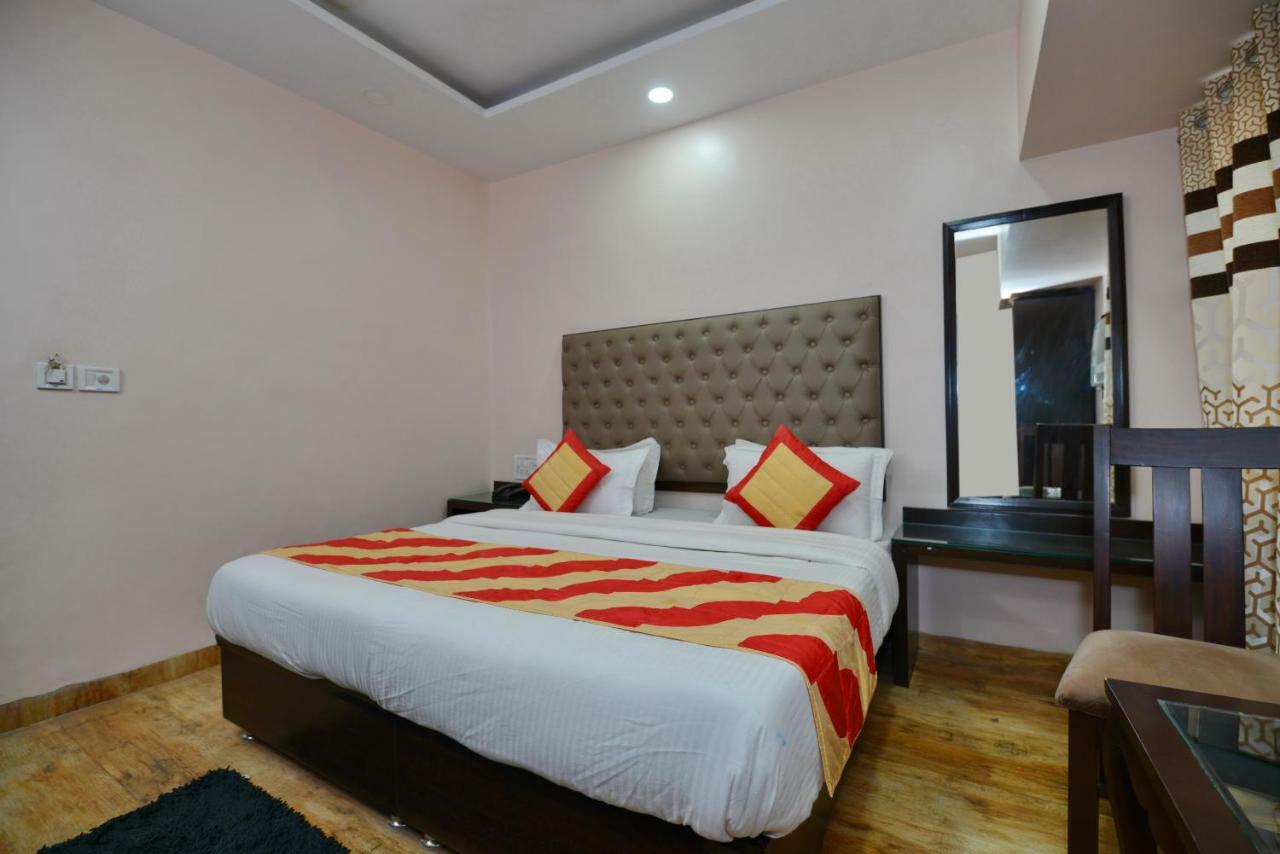 Hotel Kabeer New Delhi @ New Delhi Railway Station Екстер'єр фото
