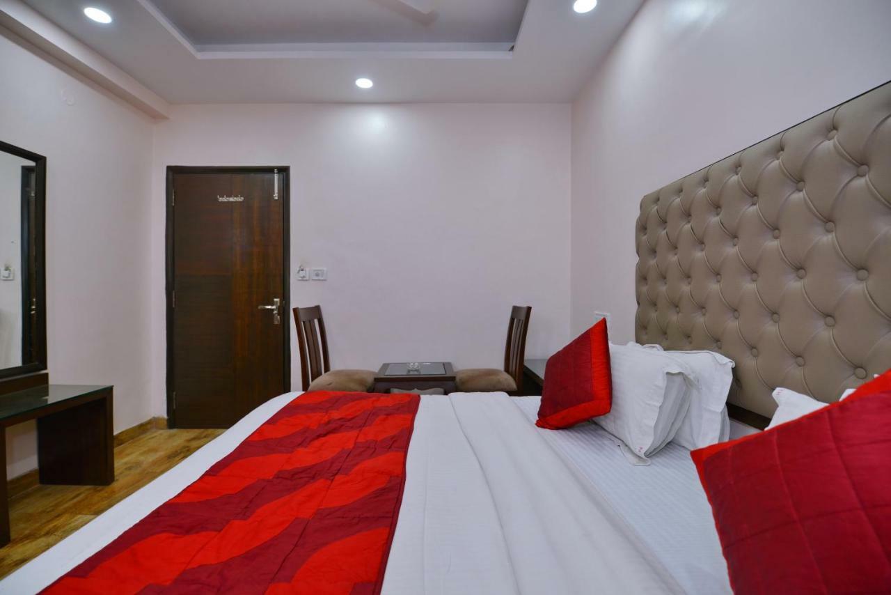 Hotel Kabeer New Delhi @ New Delhi Railway Station Екстер'єр фото
