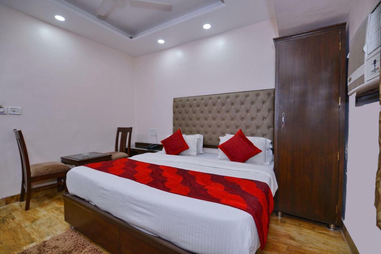 Hotel Kabeer New Delhi @ New Delhi Railway Station Екстер'єр фото